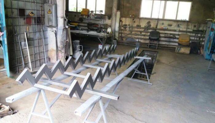 Изготовление лестниц на металлическом каркасе